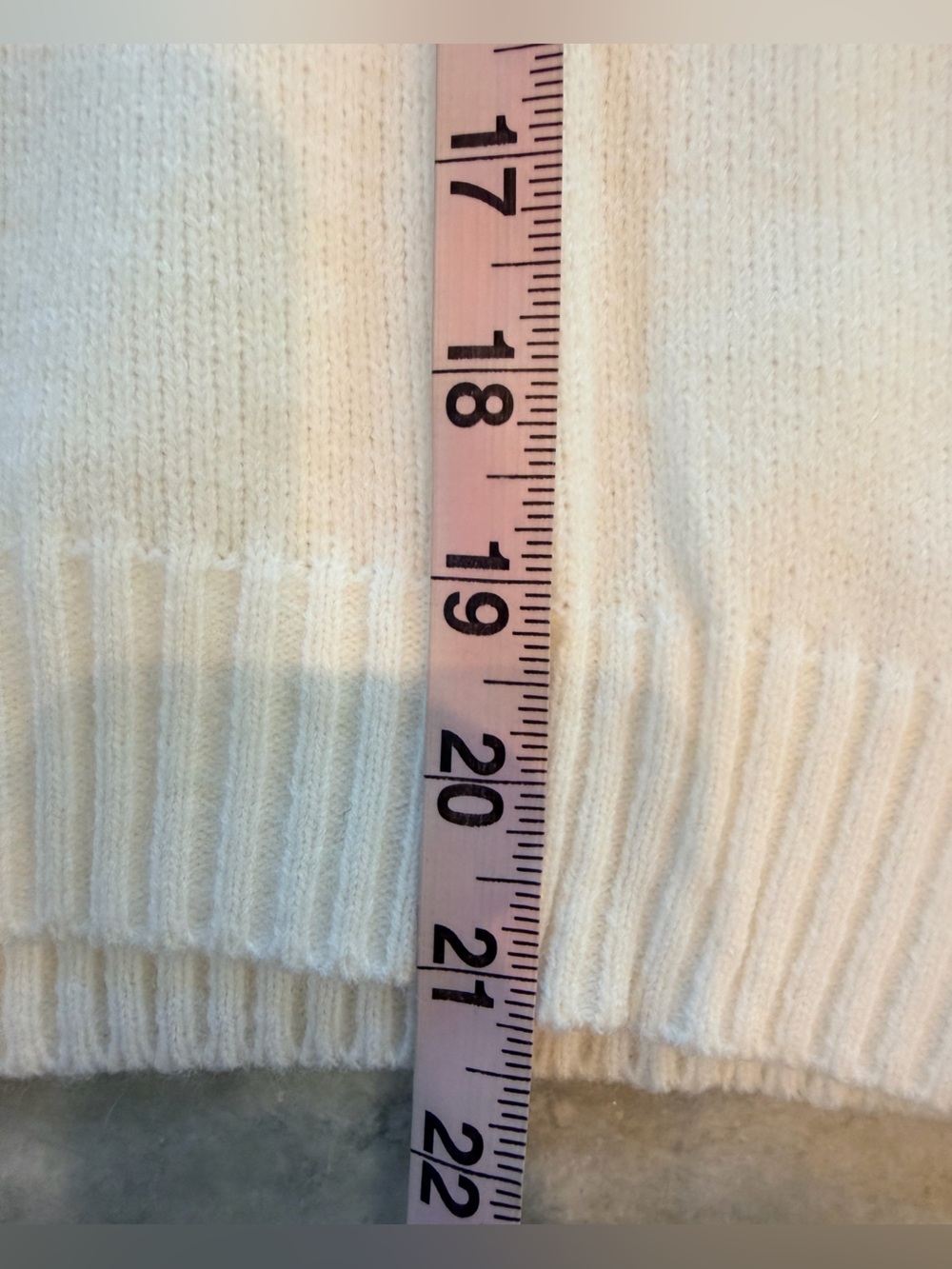 New! French Design Paris Soft Winter White Sweater Medium - Picture 7 of 7